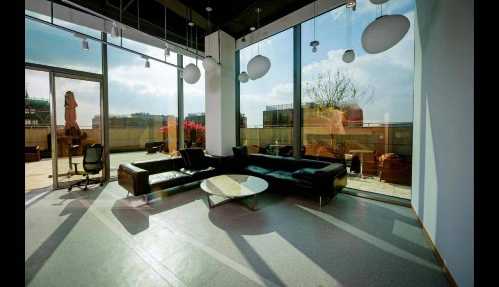 上海联合办公空间情景