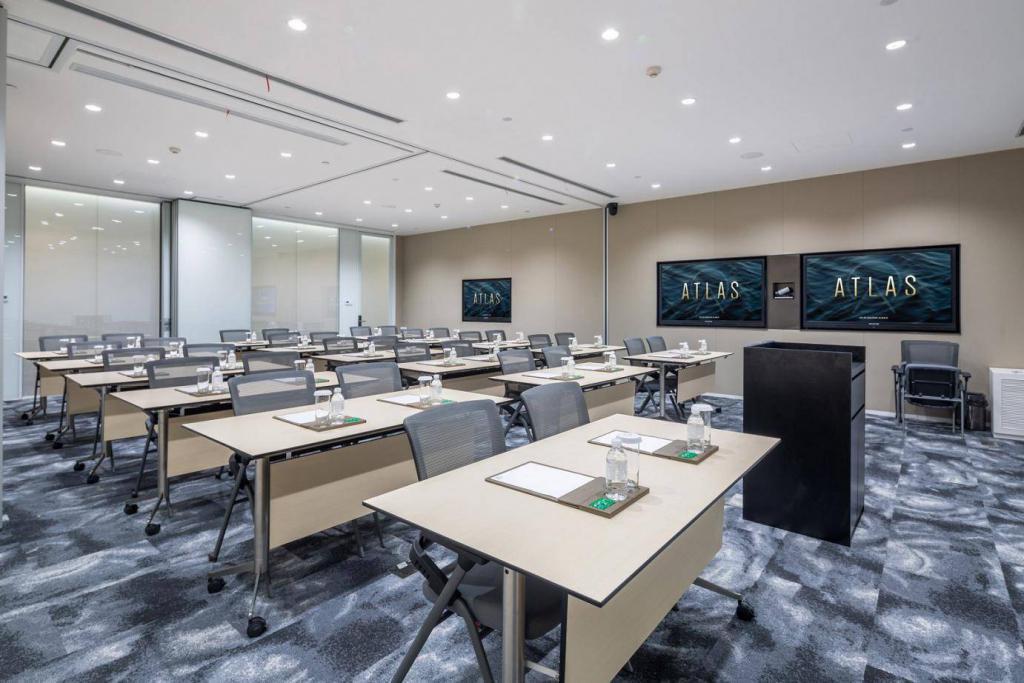 寰图办公空间·上海雅居乐国际广场