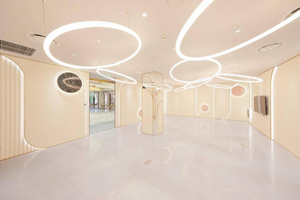 多功能厅· 淮海中路Mia Fringe